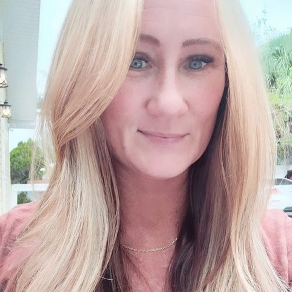 Meet your Posher, April